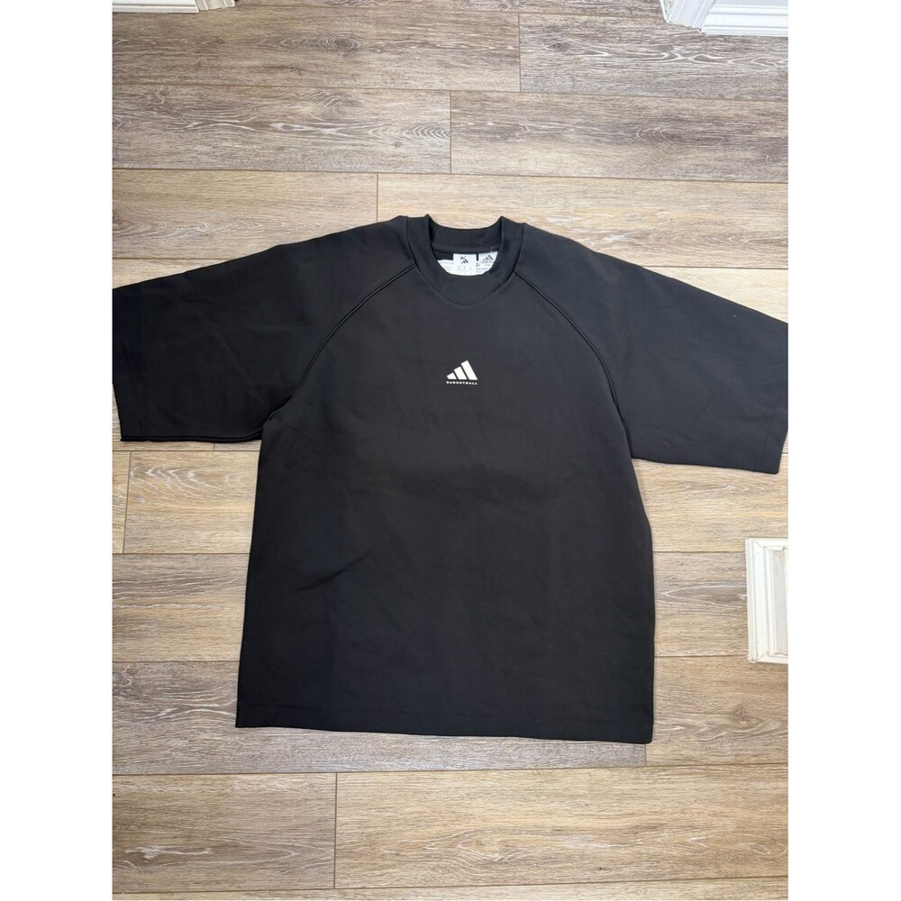 Adidas Men’s Black Oversized Basketball Crewneck Athletic T-Shirt Sz M